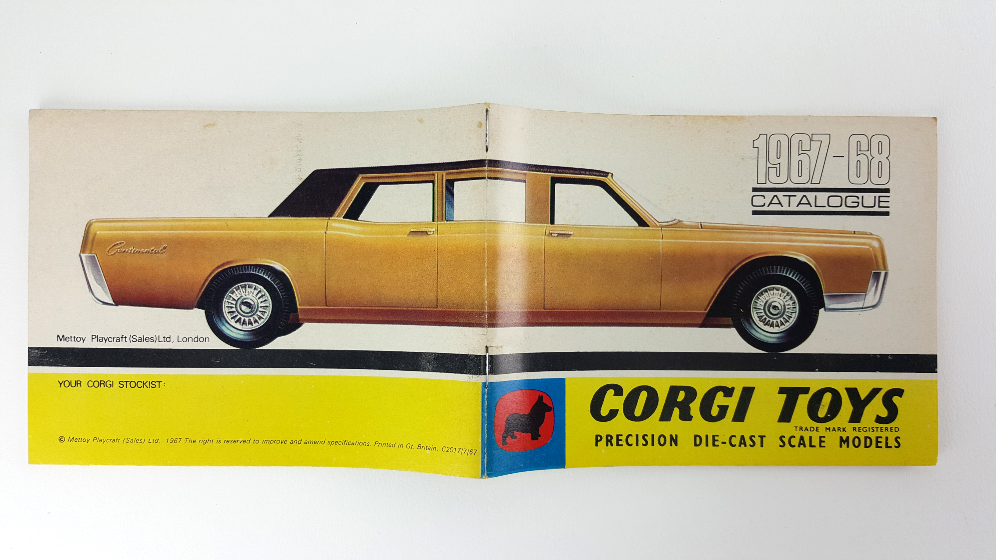 Corgi Toys: 1967-68 Catalogue by Corgi Toys: Near Soft cover