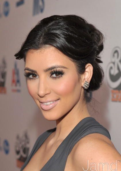 kim kardashian makeup pictures. kim kardashian makeup 2009.