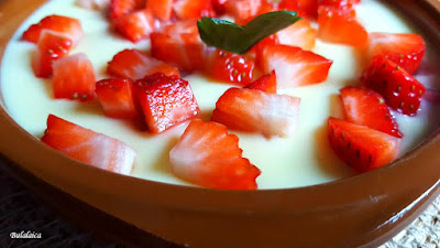 Natillas caseras con fresas