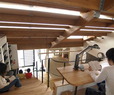 Funny Stairs House in Japan pictures