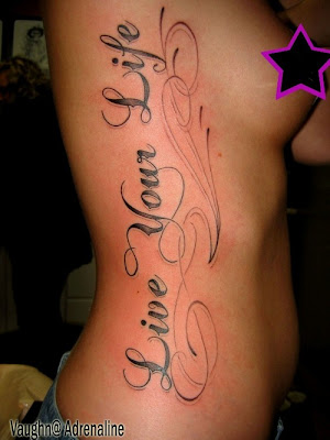 Lettering Tattoo Live your life 