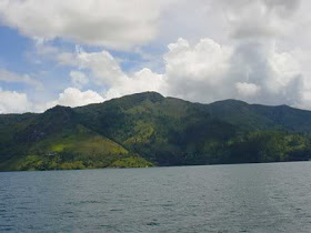 objek wisata danau toba indonesia