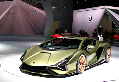 lamborghini,lamborghini urus,lamborghini aventador, lamborghini huracan, lamborghini veneno, lamborghini suv urus, lamborghini price, lamborghini gallardo, lambo, lamborghini car, lamborghini murcielago, lamborghini urus price, lamborghini centenario, lamborghini huracan performante, ferruccio lamborghini, lamborghini sesto elemento, lamborghini aventador svj, lambo urus, 2019 lamborghini urus, lamborghini car price