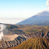 Menikmati Matahari Terbit Bromo yang Mendunia