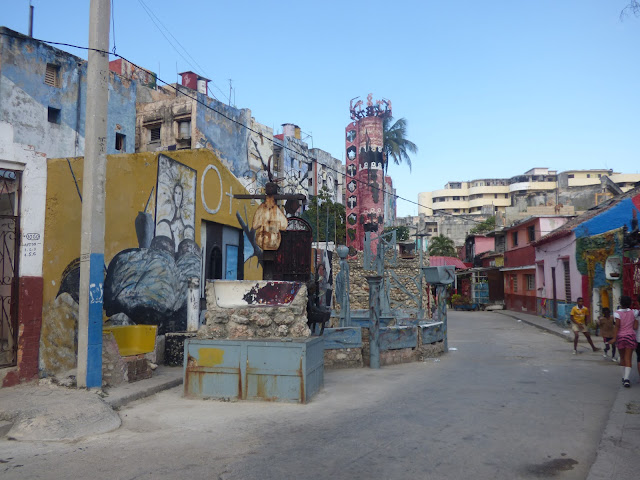 Visiting Callejon de Hamel, Havana