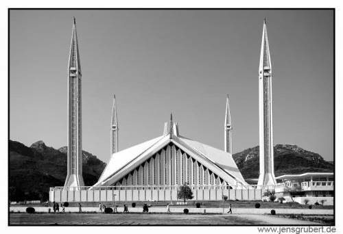 Faisal Mosque In Islamadad.