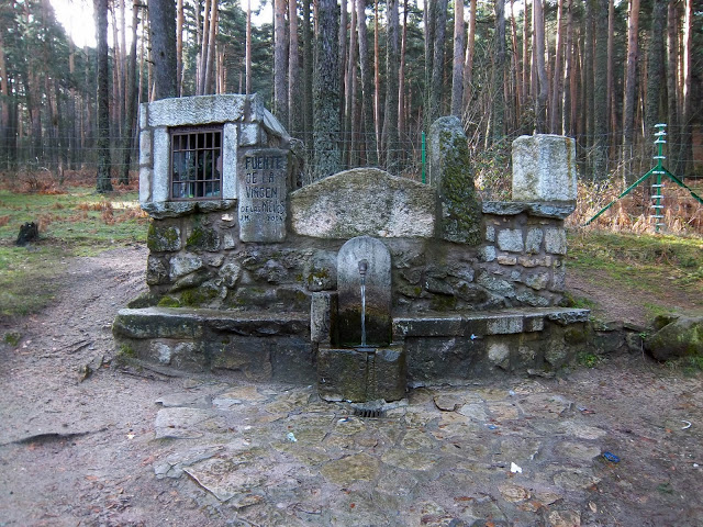 Fuente Virgen de las Nieves