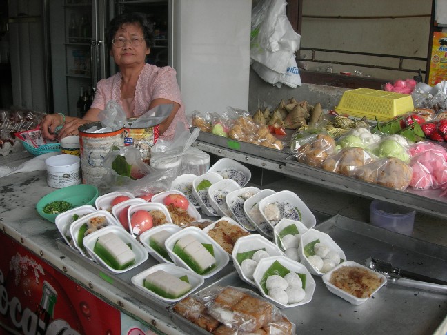 Jenis-Jenis Manisan & Kuih Muih Melaka