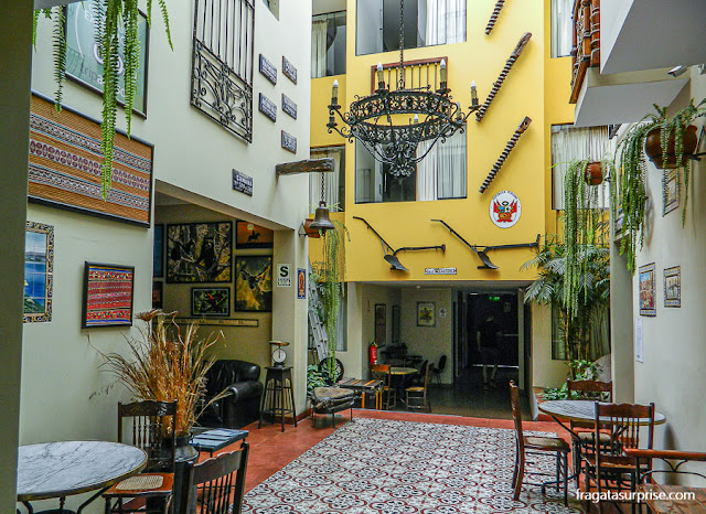 Pátio interno do Hotel Casa Suyay, Miraflores, Lima