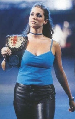 16 Must See Pictures Of WWE's Stephanie McMahon