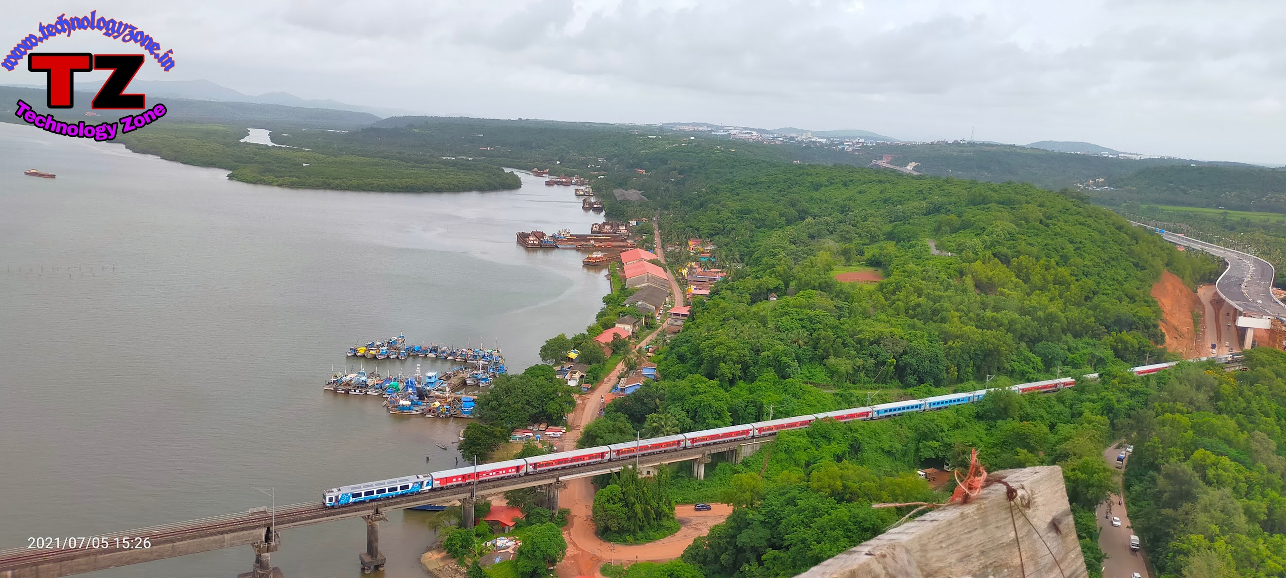 The New Zuari Bridge at Goa