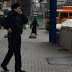 Τρόμος στη Μόσχα – Μαυροφορεμένη γυναίκα κρατά στο χέρι το κεφάλι ενός παιδιού – ΒΙΝΤΕΟ