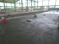 jasa trowel lantai gudang floorhardener beton