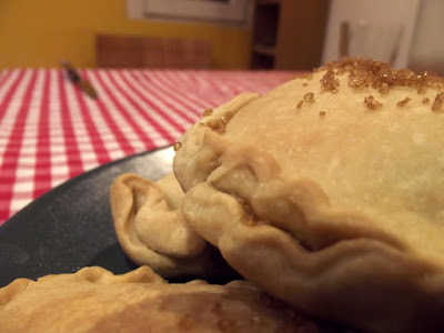 Panadons o empanadillas de berenjena y calabacin