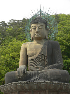 patung budha korea