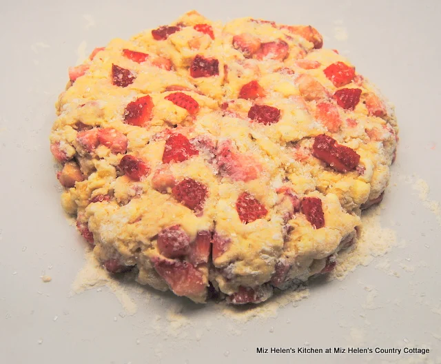 Fresh Strawberry Scones at Miz Helen's Country Cottage