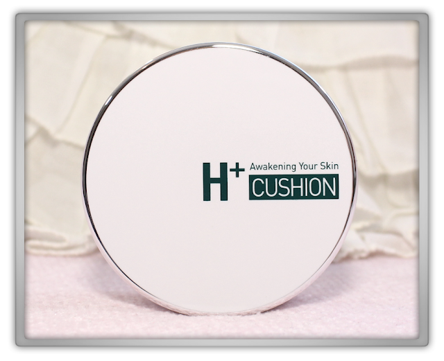 Troiareuke Troipeel H+ Cushion VS ACSEN A+ Cushion Haul Review 트로이아르케 메이 액션 플러스 트로이필 에이치 힐링 쿠션  메이크업 리뷰 뷰티 화장품 K beauty makeup blog blogger