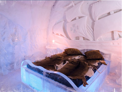 DORMITORIOS DE HIELO DEL QUEBEC ICE HOTEL BEDROOMS