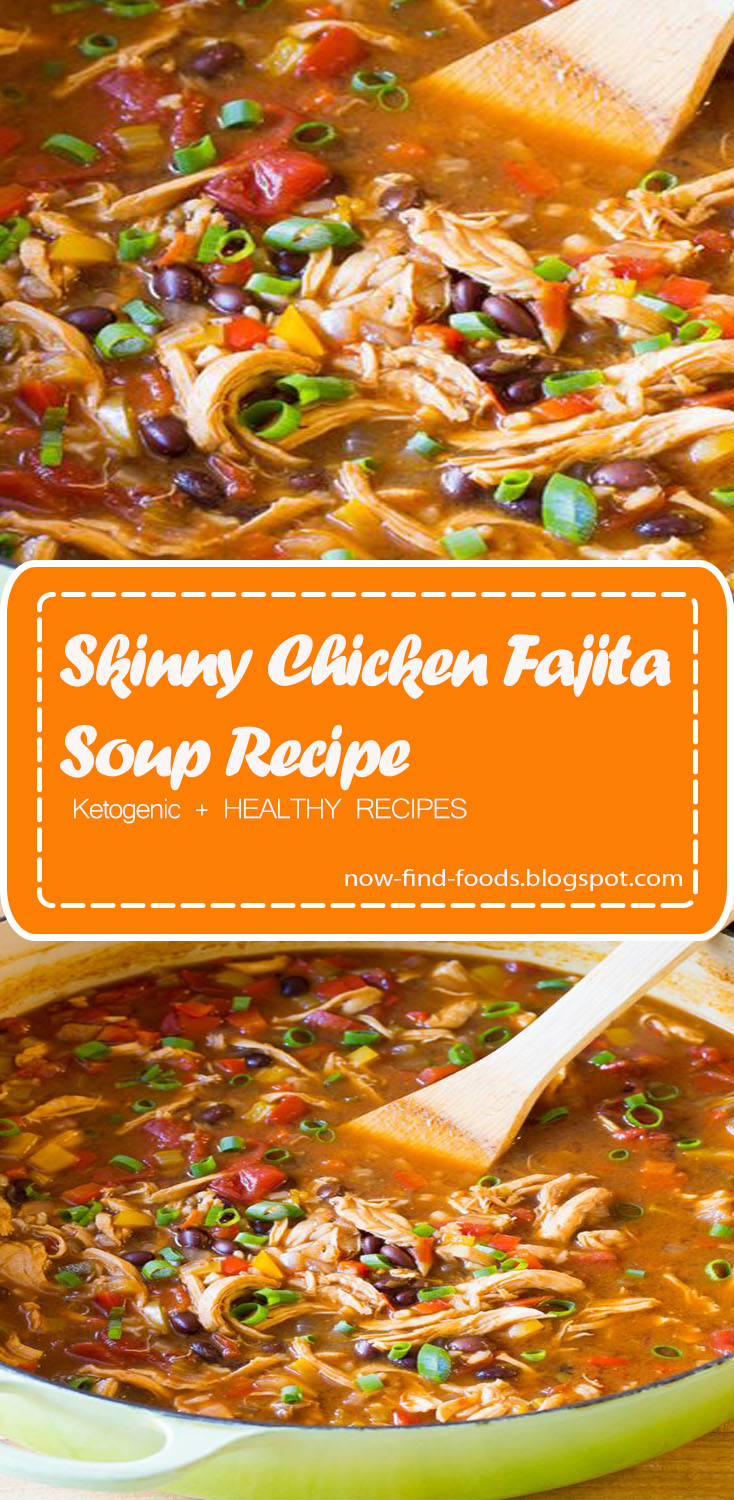 Skinny Chicken Fajita Soup Recipe - A simple zesty mexican style soup that is low fat, gluten free, and can be made low carb as well!