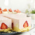 Erdbeer-Raffaello-Torte mit Mandelboden