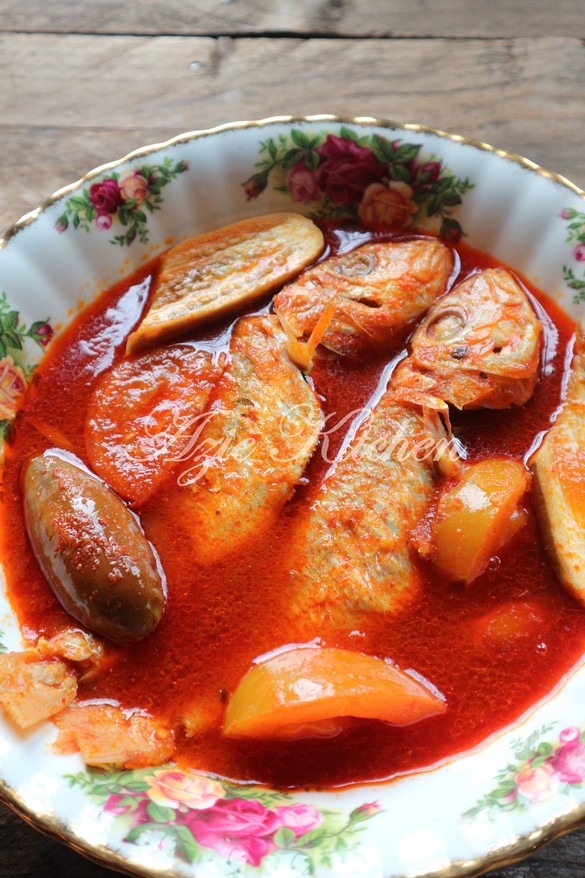 Asam Pedas Johor Ikan Kerisi - Azie Kitchen