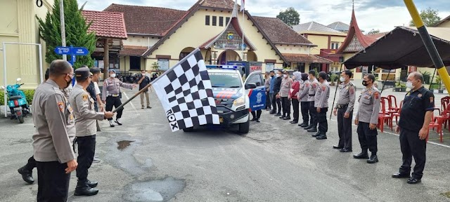 Peduli Gempa, Polres Bukittinggi Serahkan Bantuan Kemanusian Ke Pasbar