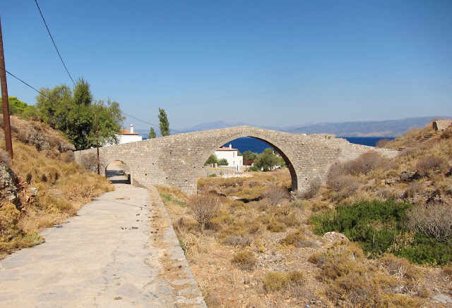 Ύδρα, παράξενο πιρούνι, paraxeno pirouni