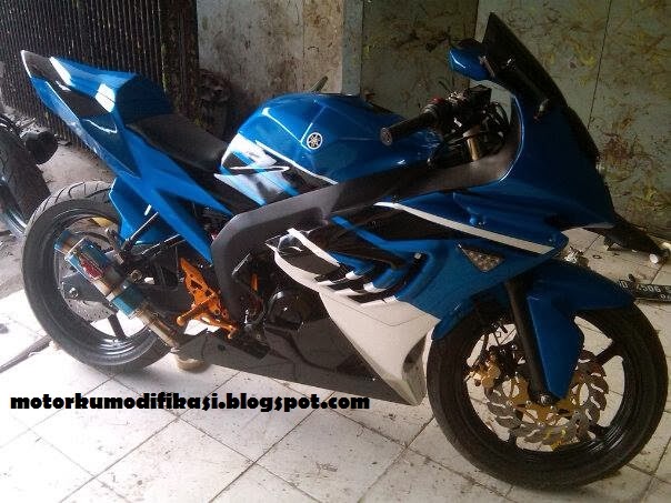 Modifikasi yamaha byson warna biru body ninja 4 tak 