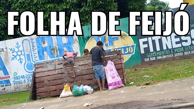 EM FEIJÓ: Índios são flagrados recolhendo alimentos em caixa de lixo no centro da cidade 