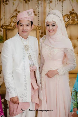 Kebaya Pengantin Muslim