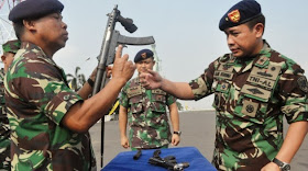 Opersi Tameng Hiu-13 TNI AL Gagalkan Penyelundupan Senapan MP5