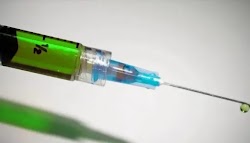 Όσοι είναι σκεπτικοί στον εμβολιασμοί «έλκονται από θεωρίες συνωμοσίας» για τον Σ.Πέτσα  για την ιστορία το "θεωρίες συνωμοσίας" τ...