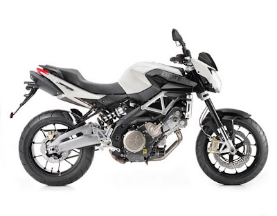 New 2011 Aprilia Shiver 750 White