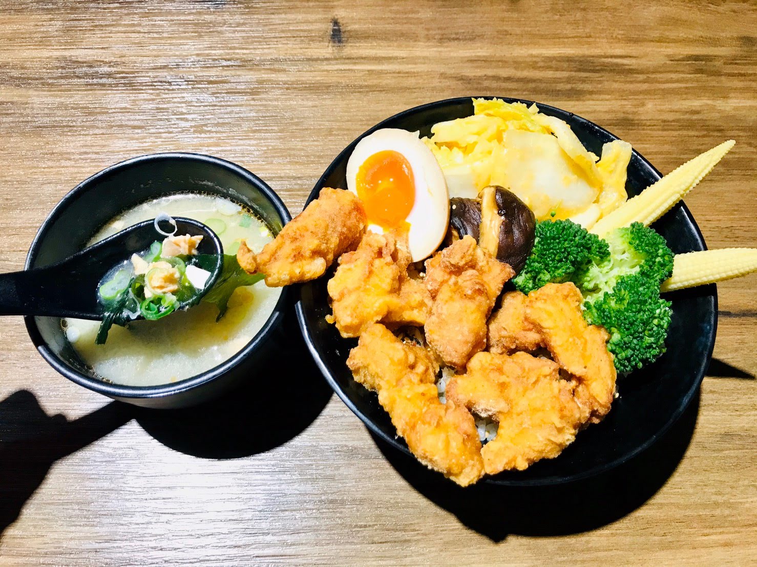 赤野居酒屋丼飯