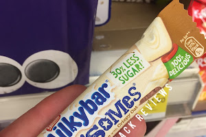 Milkybar Wowsomes with 30% Less Sugar (UK)