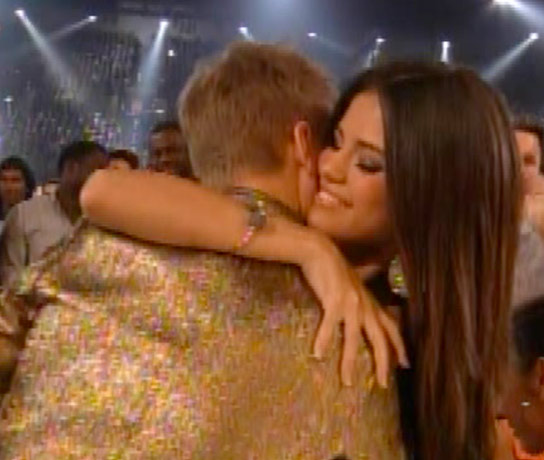 justin bieber and selena gomez hot pics. Justin Bieber and Selena Gomez