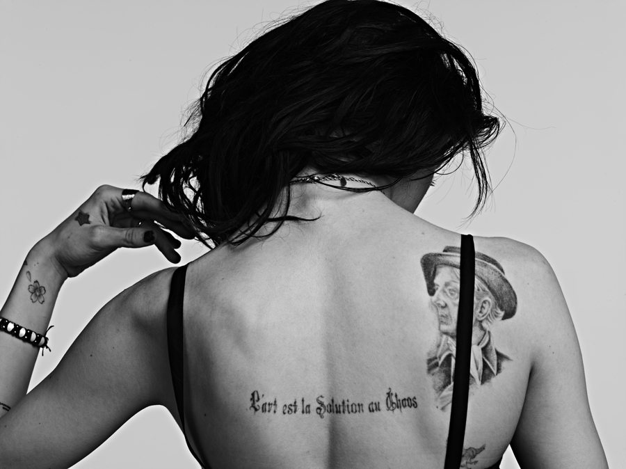 Beautiful photos of Frances Bean Cobain From this site hedi slimane 
