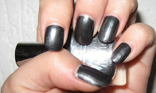 P2 Spacy Gun grey frost metallic nail polish swatch nailswatches germand brands