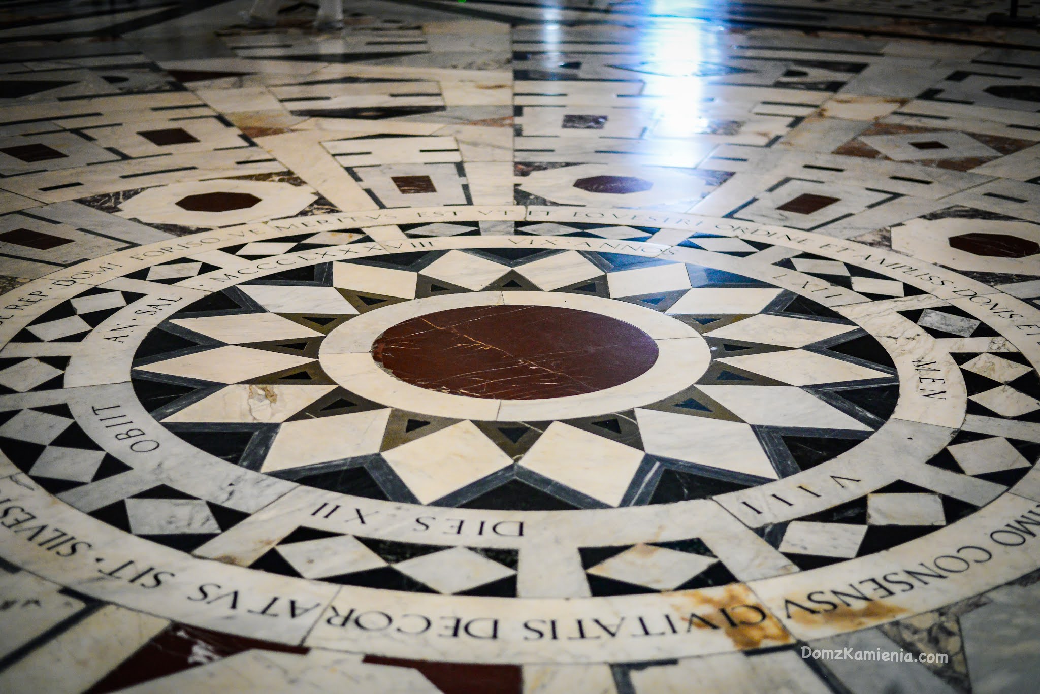 Florencja, Duomo, Dom z Kamienia