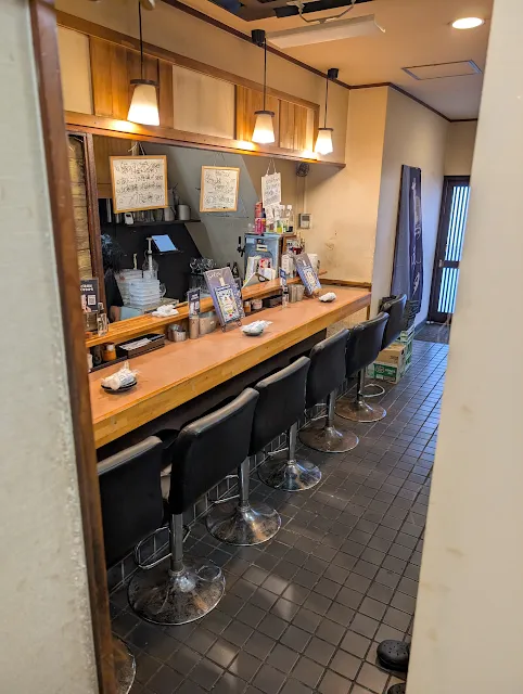 本格炭火やきとり 花鳥風月の店内写真