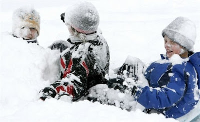 Snowfall in London Photo Gallery