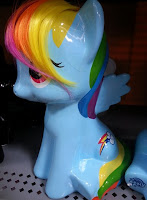 MLP Brushable Rainbow Dash Bank