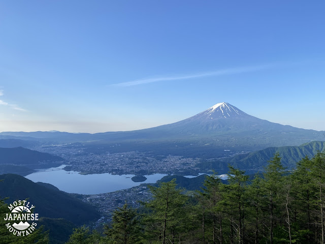 Fujiyama Twin Terraces view of Fuji2