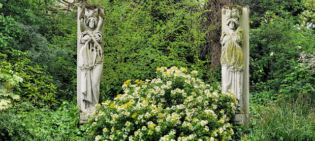 The Caryatides of Rotherhithe Old Town Hall