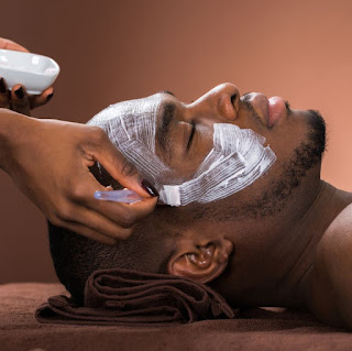 Tudo para saber antes de começar seu primeiro facial sem medo