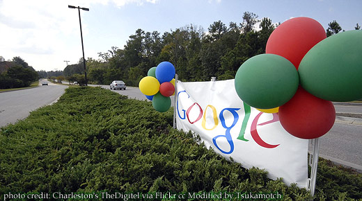 Baloons at the entrance photo credit by Charleston's TheDigitel