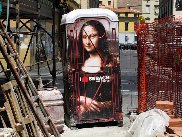 Portable toilet with Mona Lisa, Livorno