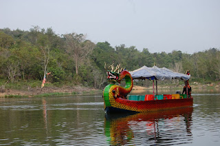 sarana wisata air di taman satwa kandi 