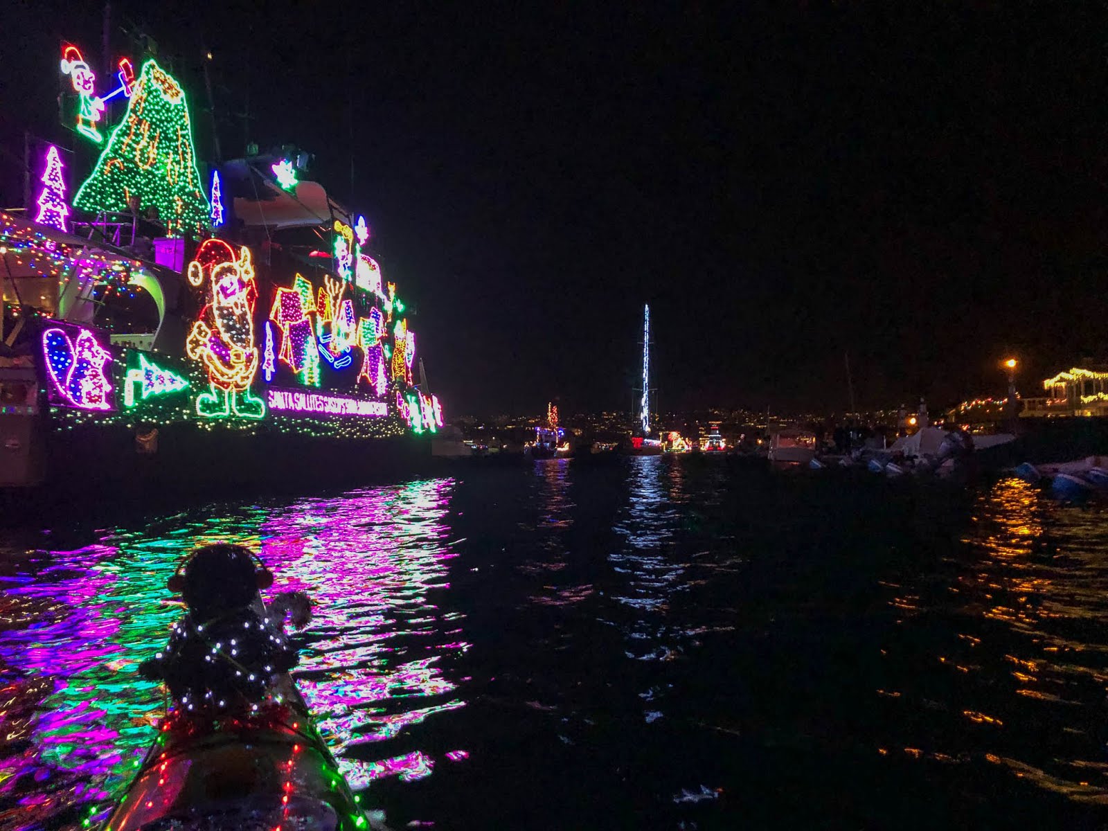 2017 newport beach christmas boat parade paddle - first