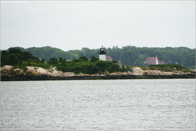 Ten Pound Island Lighthouse, Gloucester